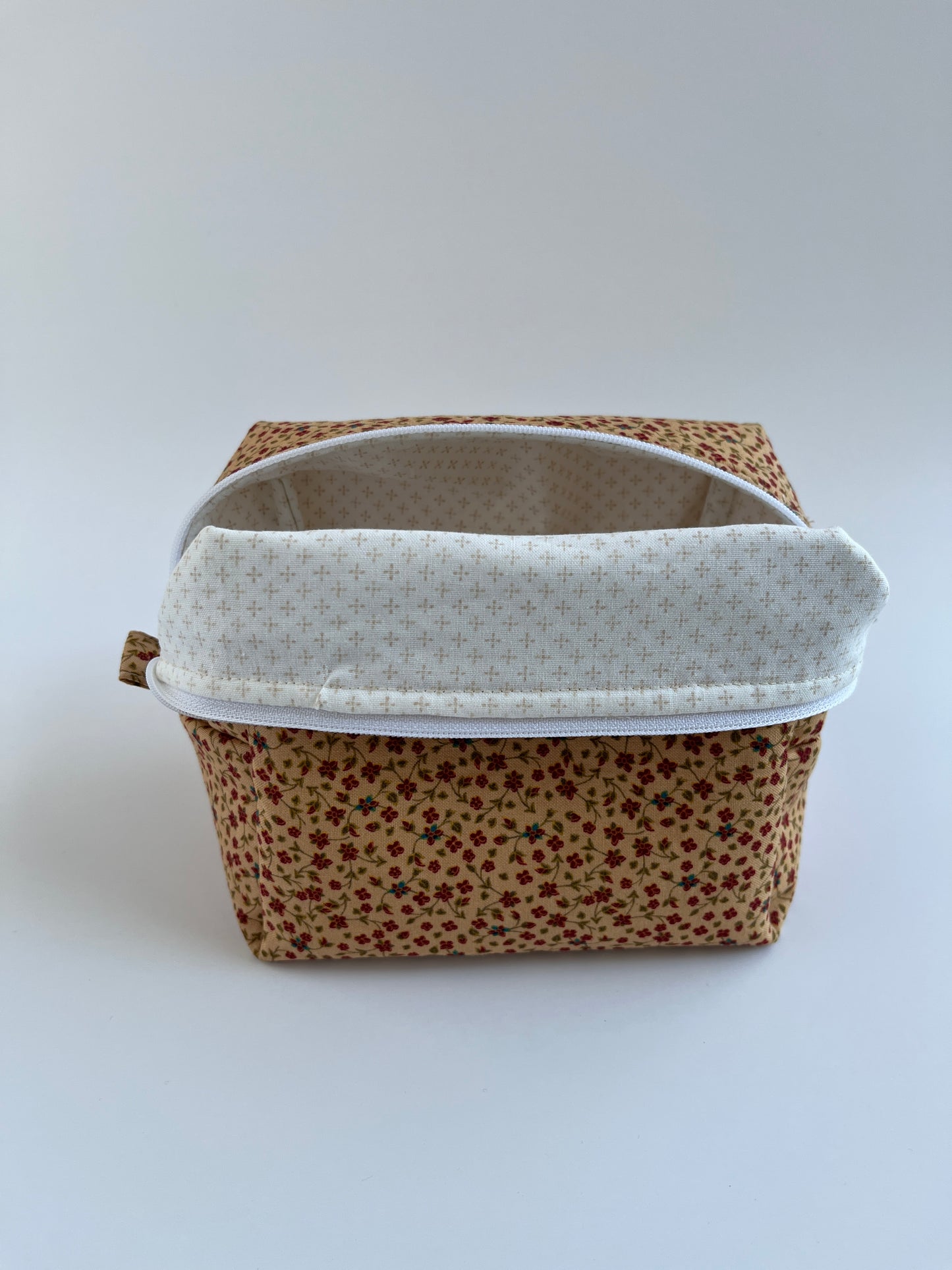 Makeup Bag Tan Floral