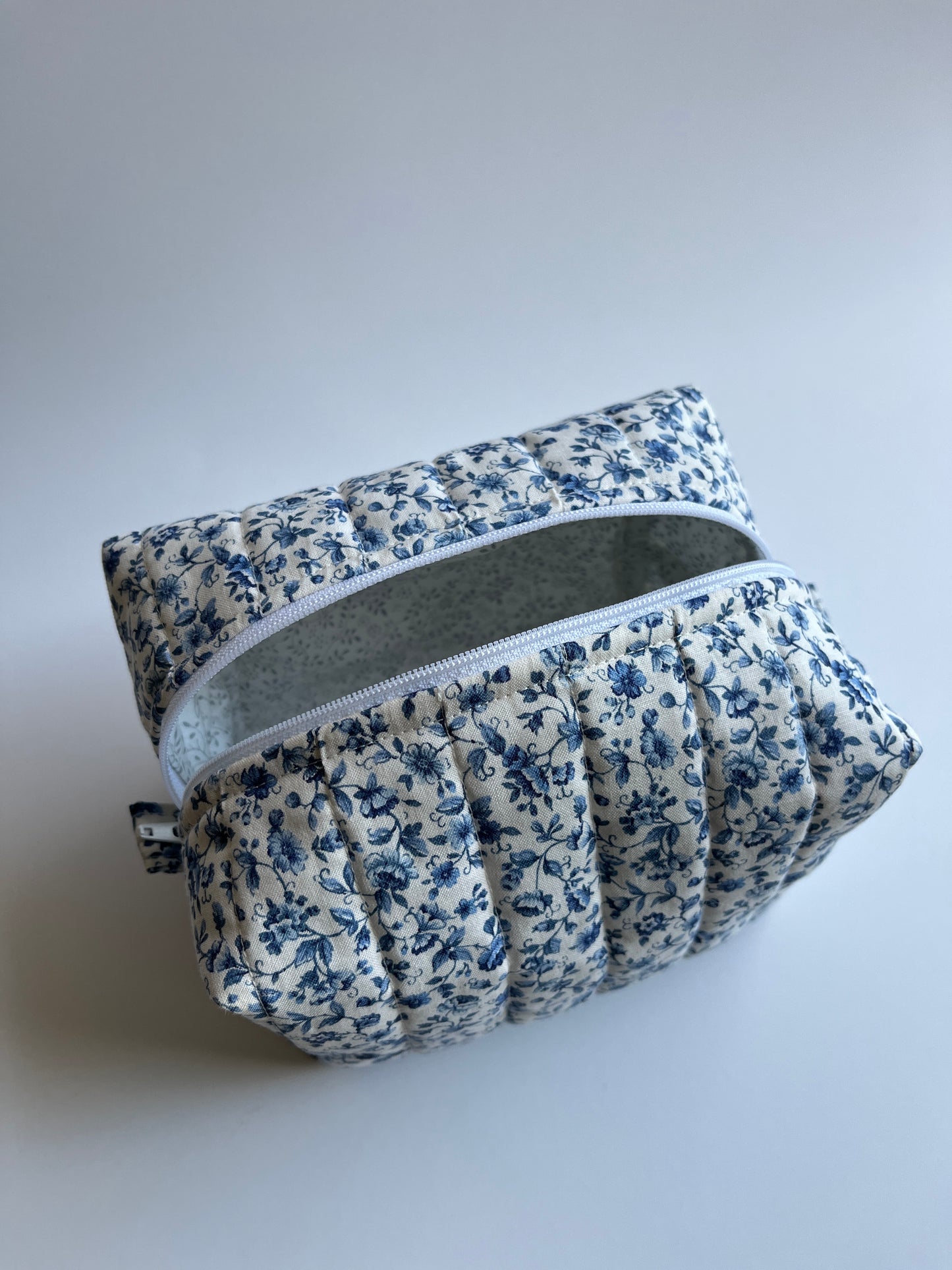 Makeup Bag Blue Floral