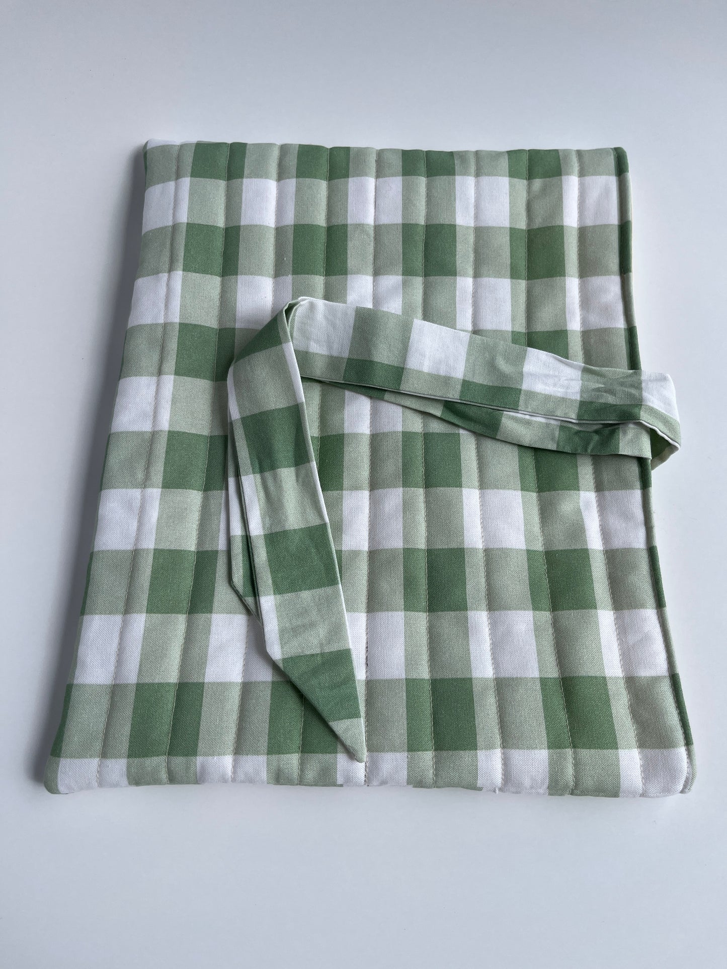 Book Sleeve Green Plaid